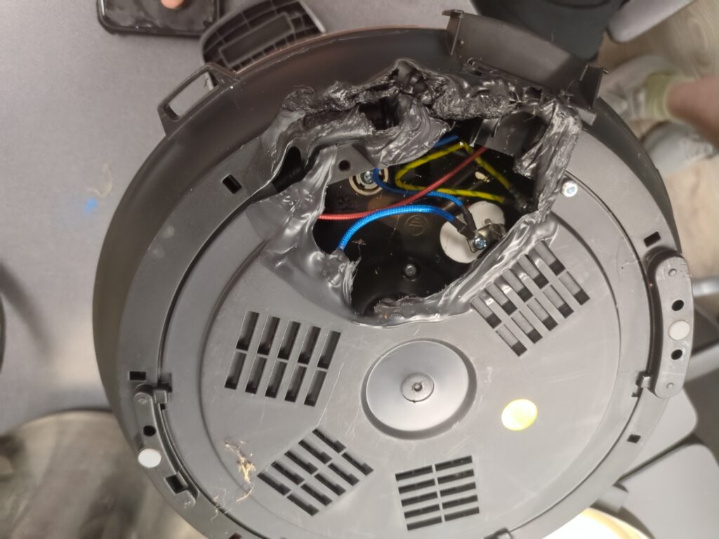 About 25% of the bottom of an instantpot has been melted